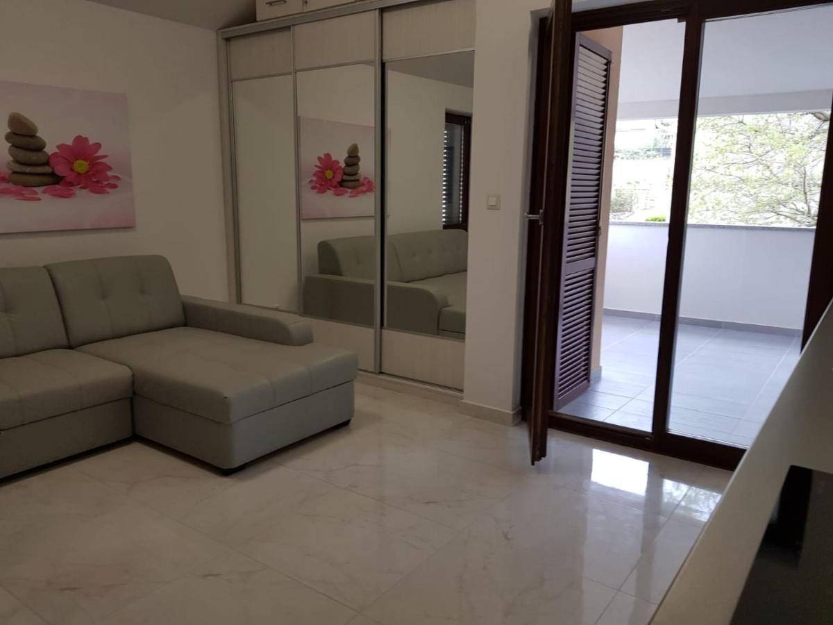 Apartament Relax Zone III Malinska Zewnętrze zdjęcie